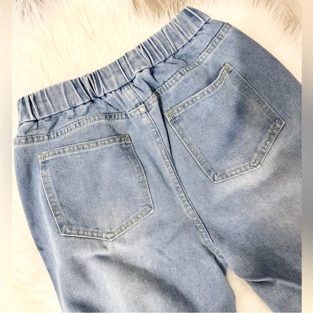 NWOT Elastic Waste Baggy Jeans - Picture 2 of 3